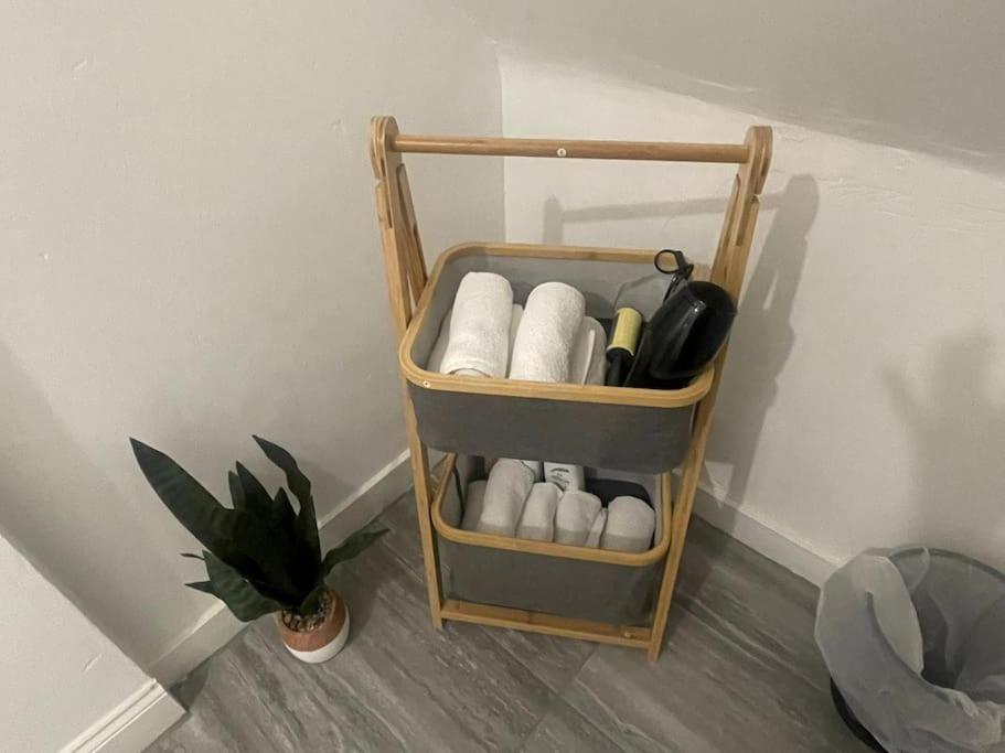 Apartamento Lovely 2 Bed On Tower Bridge